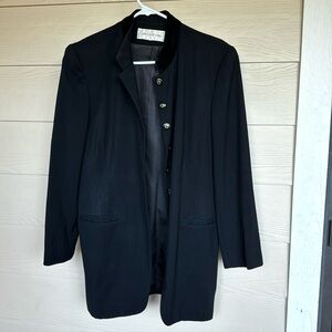 JONES NEW YORK mid length tailored Blazer. Size 10